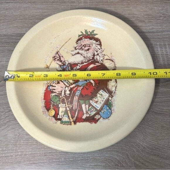 Pfaltzgraff Santa Claus Plate - Picture 2 of 4
